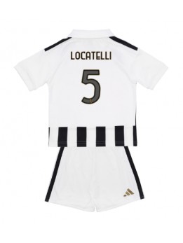 Otroški Nogometna dresi replika Juventus Manuel Locatelli #5 Domači 2026-27 Kratek rokav (+ hlače)